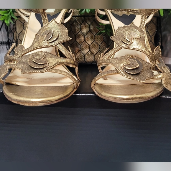 Prada tulip brushed metallic gold strappy heels size 8.5 - Picture 6 of 12